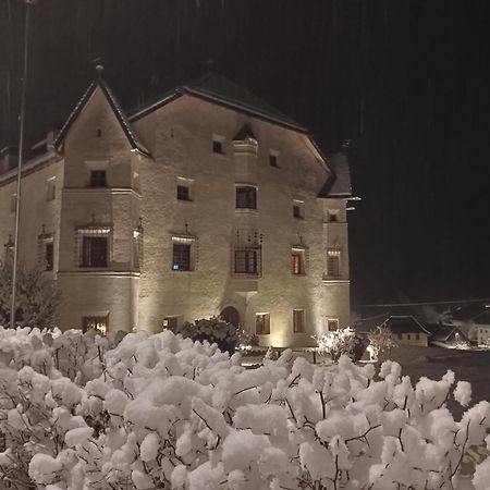 Ansitz Heufler Hotel Rasun di Sopra Ngoại thất bức ảnh