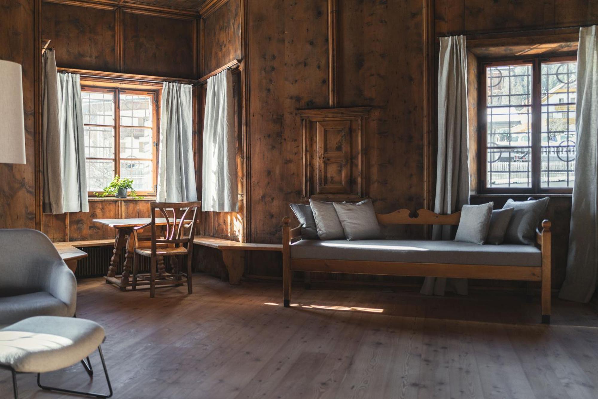 Ansitz Heufler Hotel Rasun di Sopra Ngoại thất bức ảnh