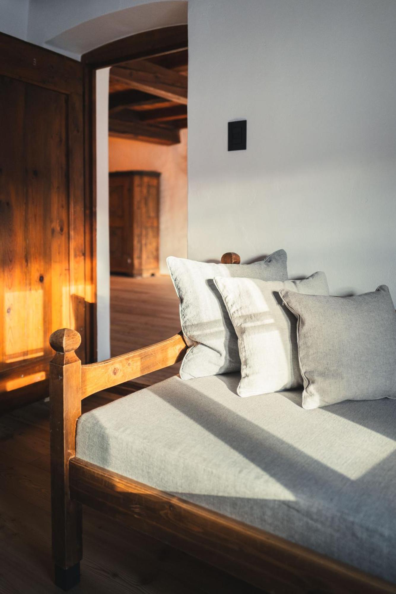 Ansitz Heufler Hotel Rasun di Sopra Ngoại thất bức ảnh